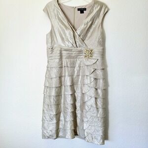 Women's Gold Tiered Evening Dress Sz‎ 14 Mother Bride Cocktail Elegant Satin Wed